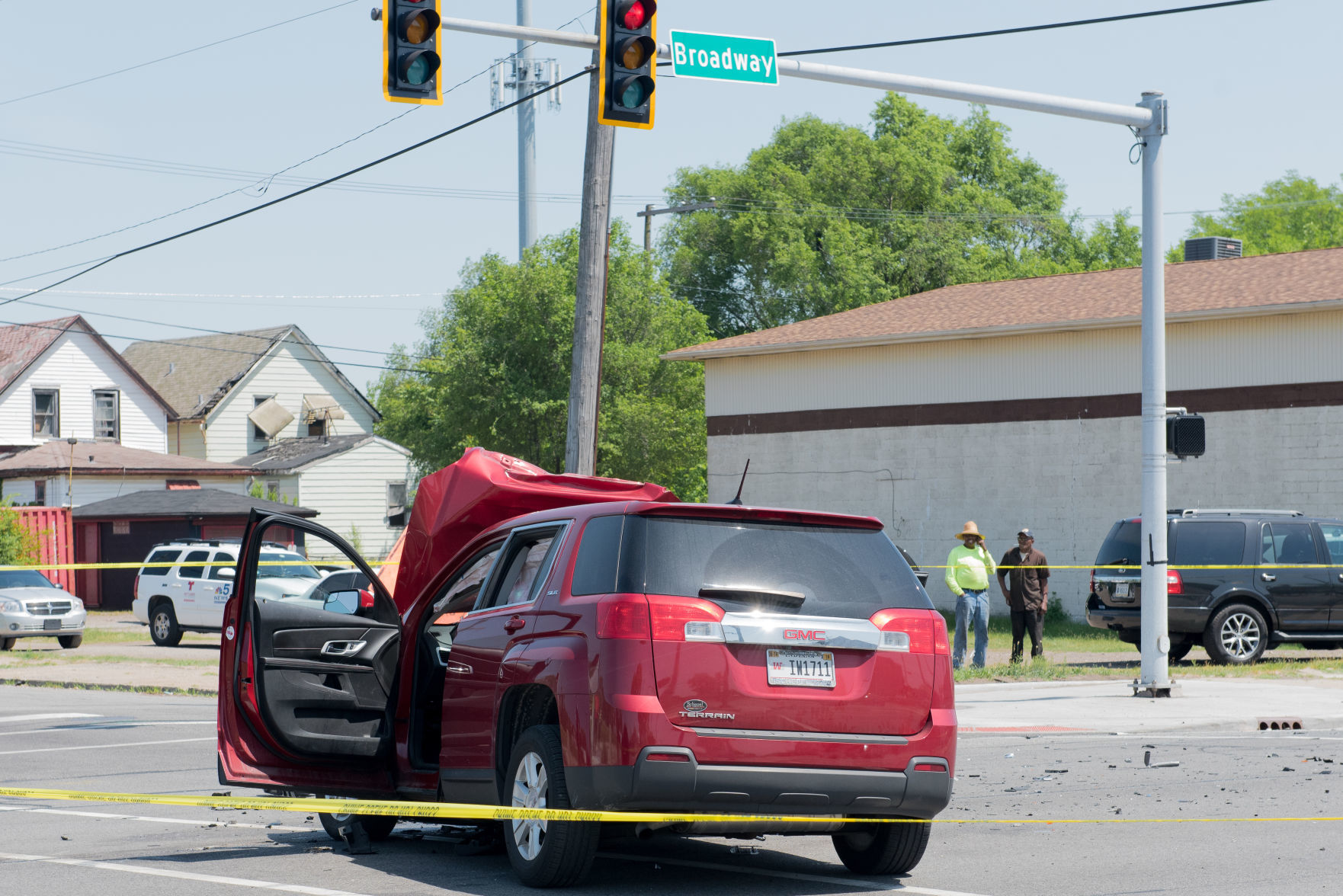 ATF Agent Shot, Suspect Dead and Vehicle Crash